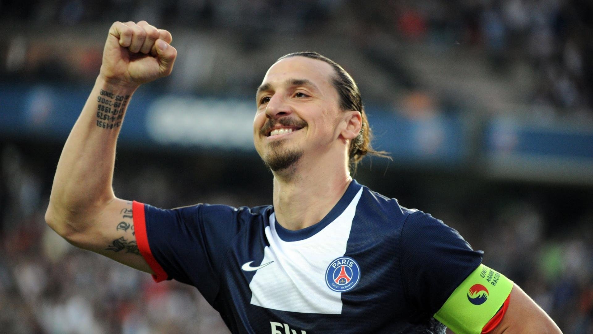 特斯·冯·迪克：每次传球都精确到位，南非队进攻效率大大提高，冯 斯特拉客